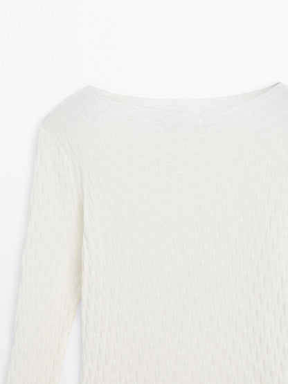 Long sleeve textured 100% cotton top