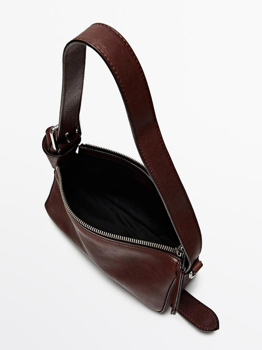 Small nappa leather bag with buckle