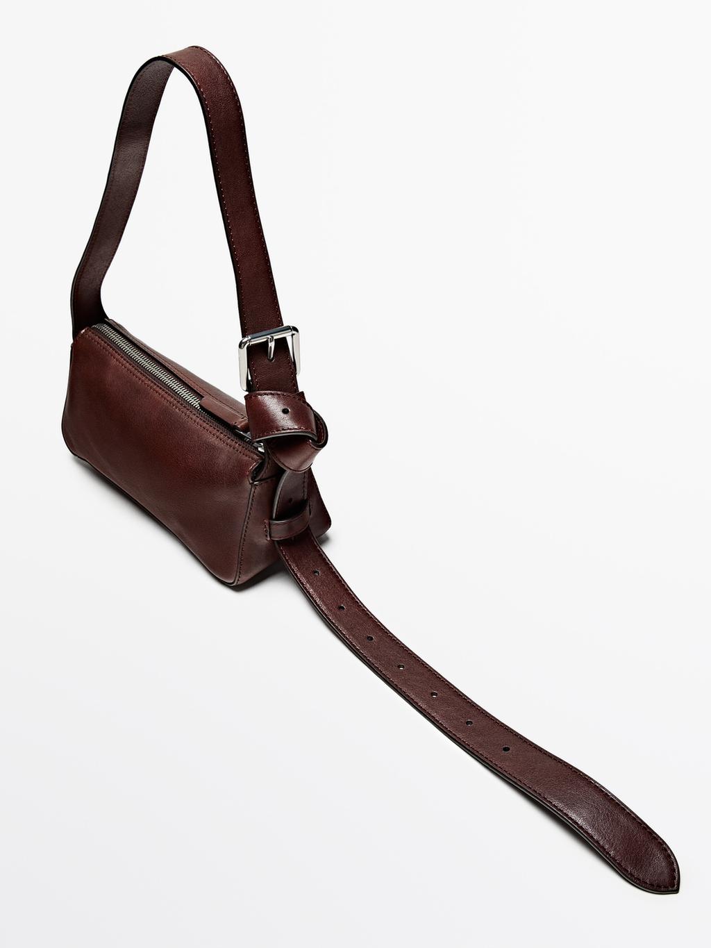 Small nappa leather bag with buckle