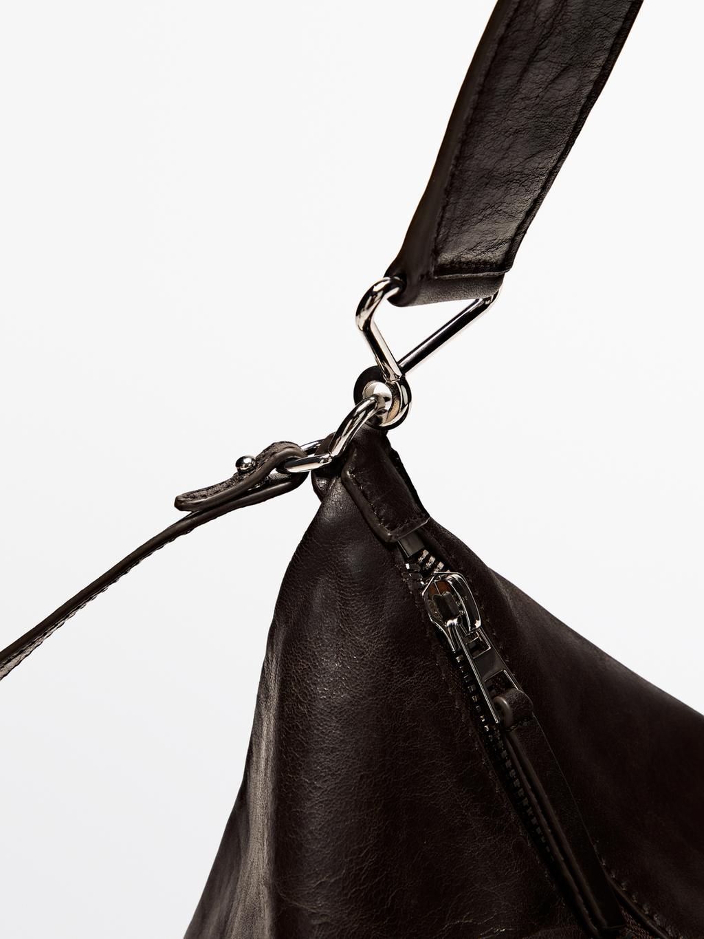 Small nappa leather bag with compartments