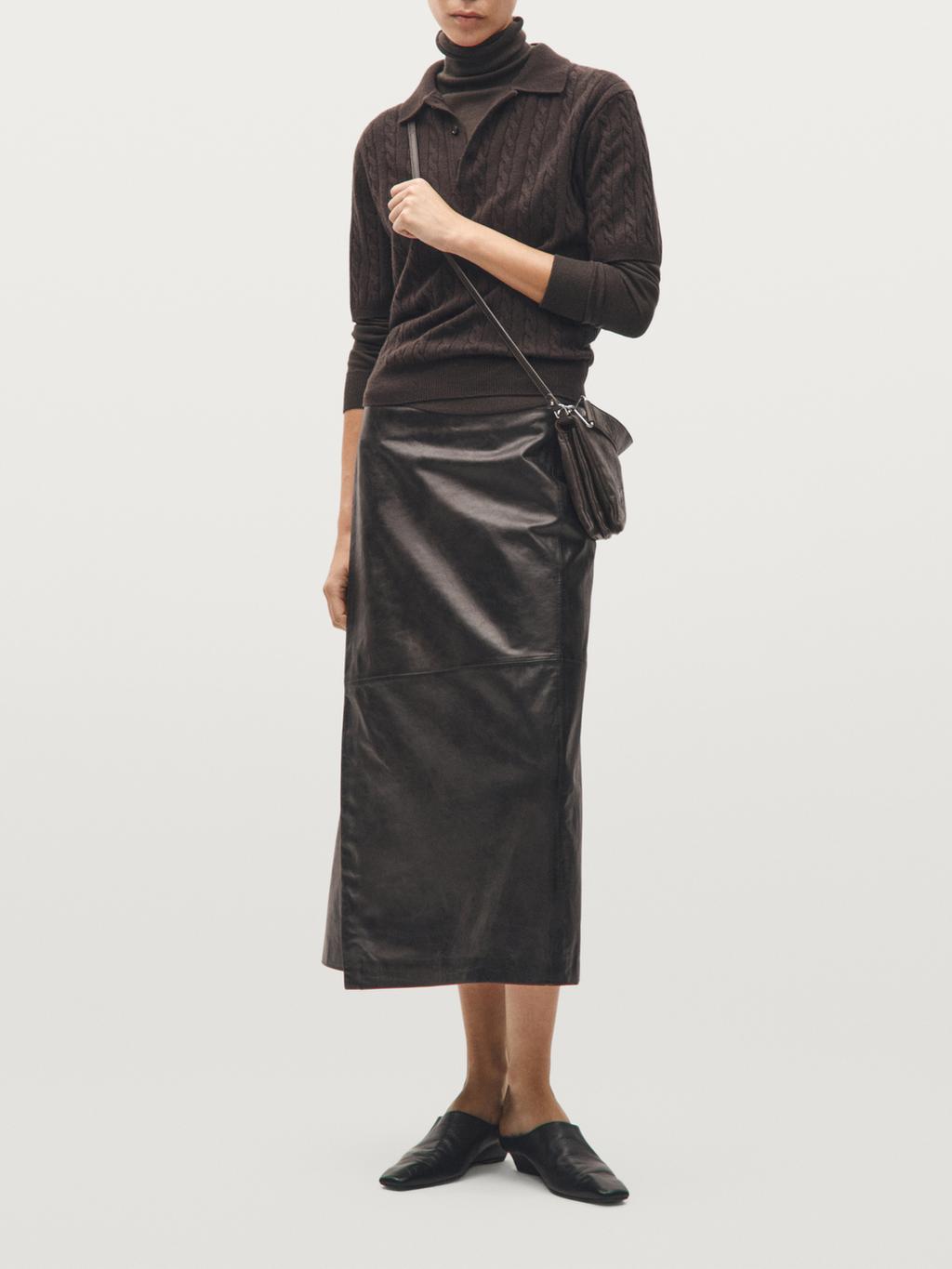 Small nappa leather bag with compartments