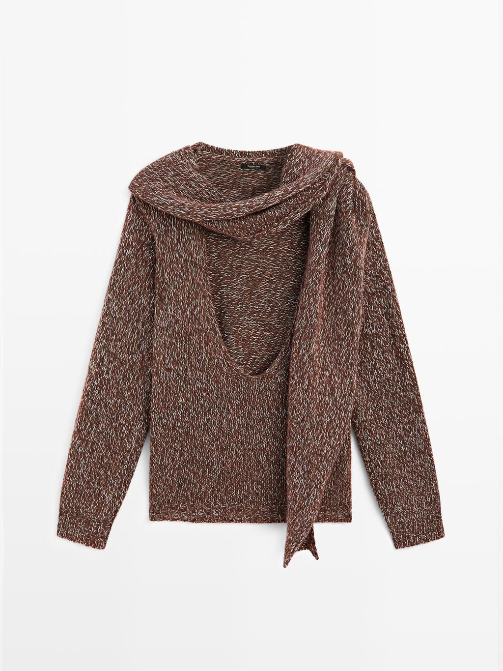 V-neck knit sweater with scarf - STUDIO
