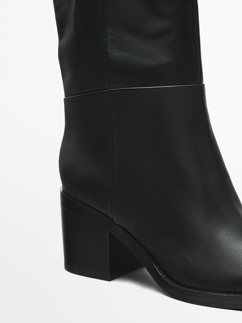 Block heel boots