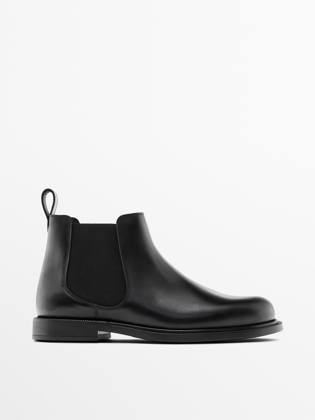 Nappa ankle boots with elastic gores