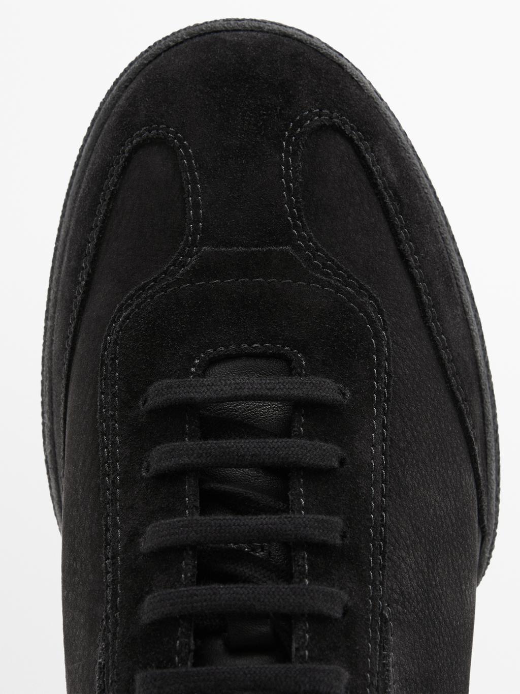 Split leather trainers with contrast soles