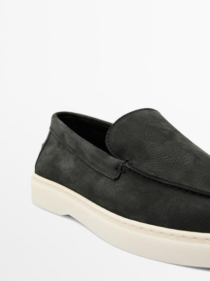 Nubuck loafers