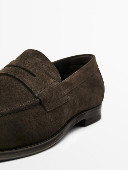 Split leather loafers